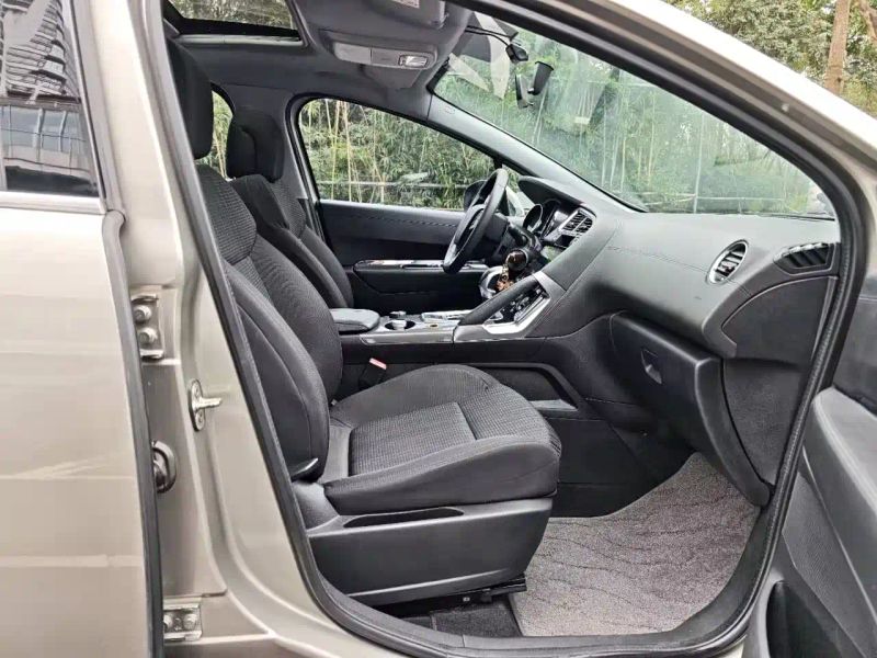 Peugeot peugeot_3008