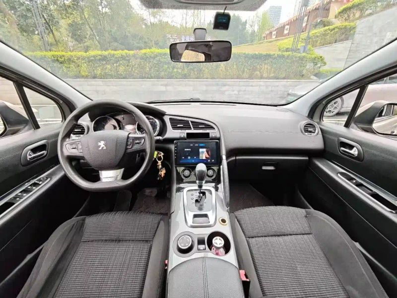 Peugeot peugeot_3008