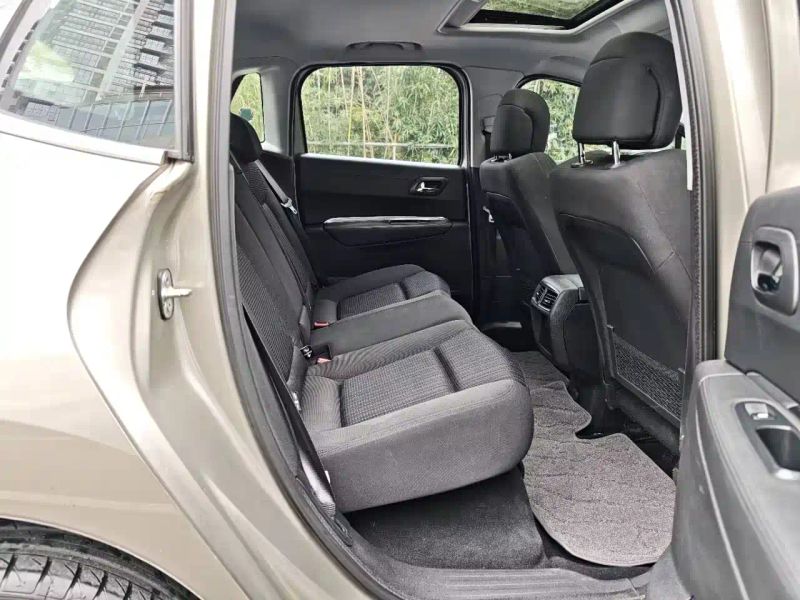 Peugeot peugeot_3008