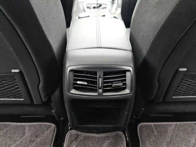 Peugeot peugeot_3008