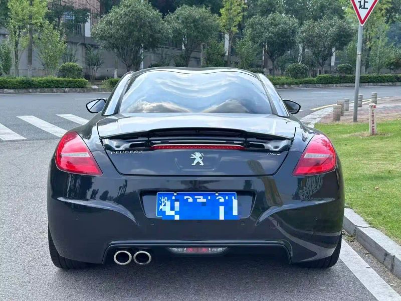 Peugeot RCZ