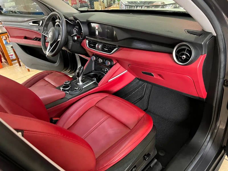 giulia stelvio