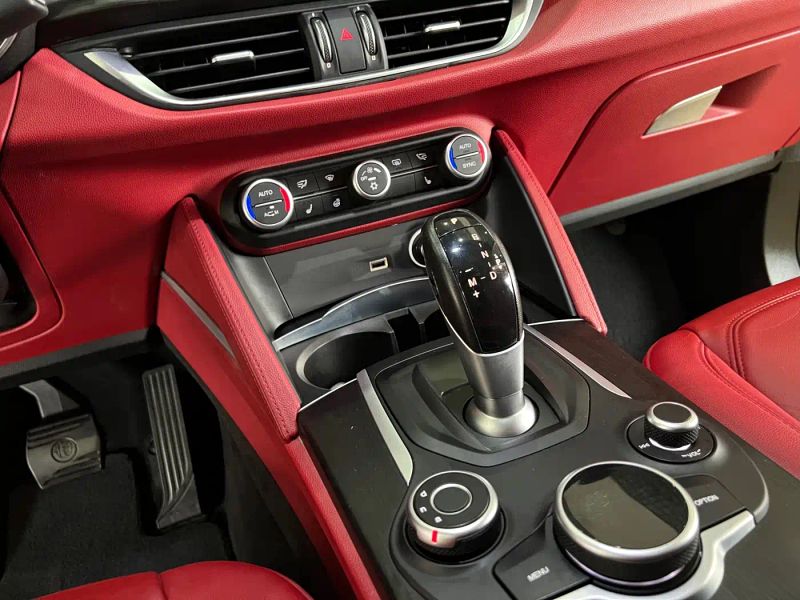 giulia stelvio