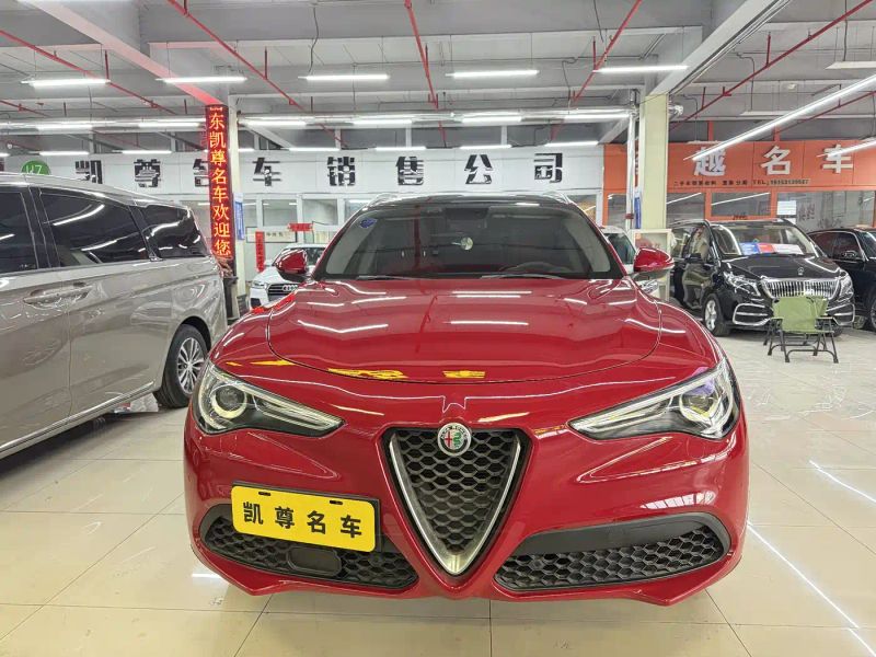giulia stelvio