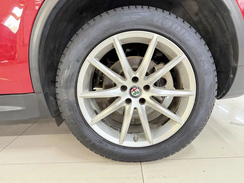 giulia stelvio