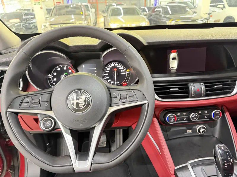 giulia stelvio