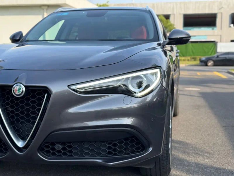 giulia stelvio