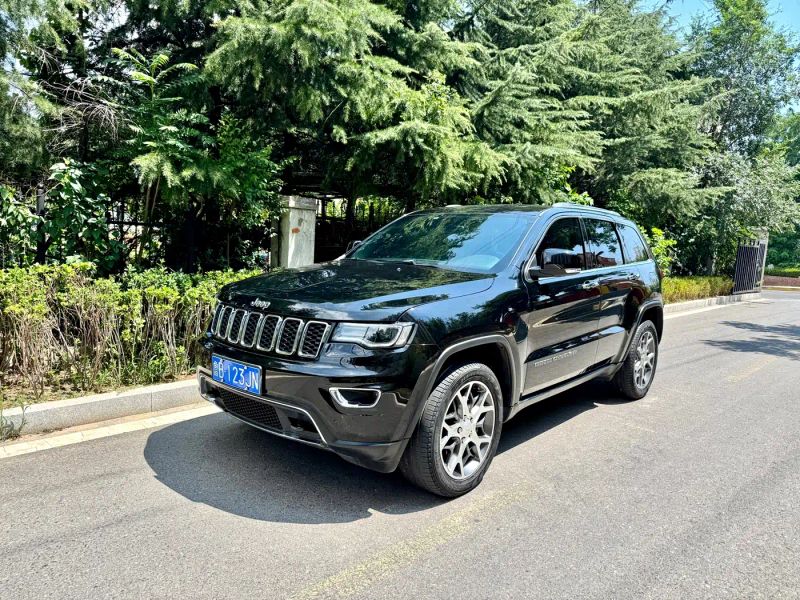 Jeep grand-cherokee-imported
