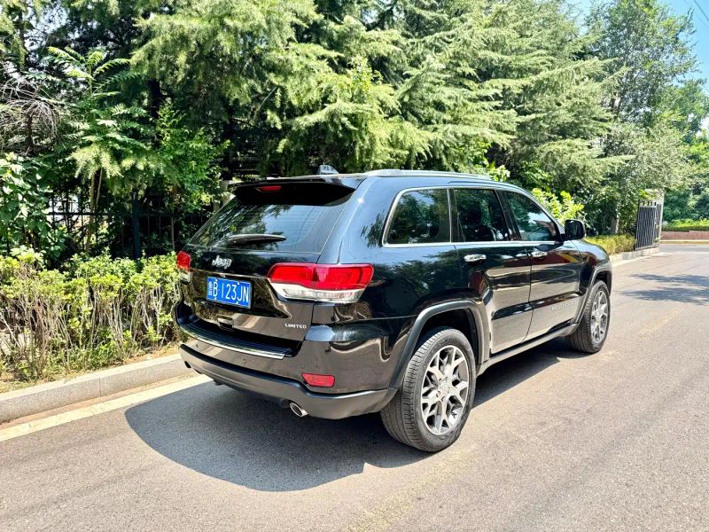 Jeep grand-cherokee-imported
