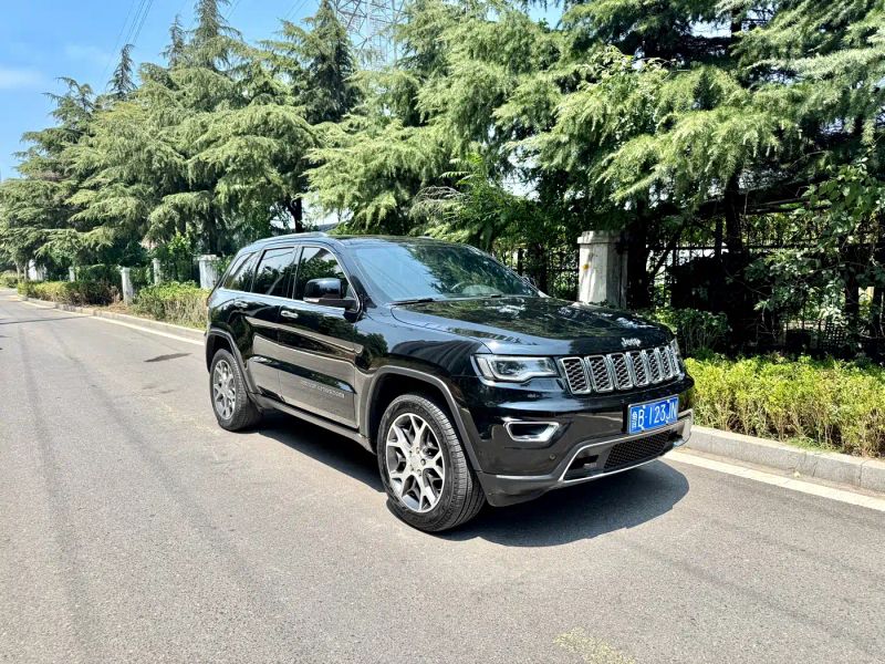 Jeep grand-cherokee-imported