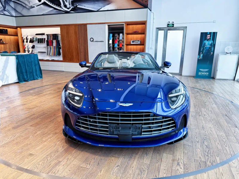 Aston-martin db