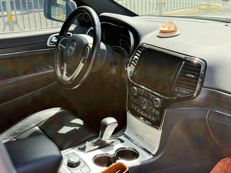 Jeep grand-cherokee