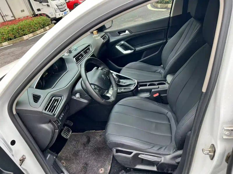 Peugeot peugeot_308