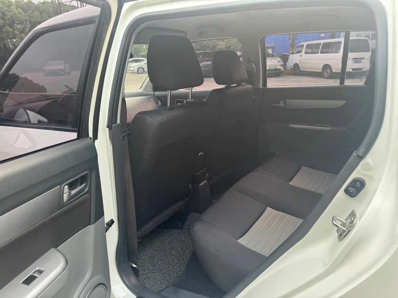 jimny yuyan