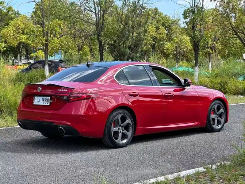 giulia giulia