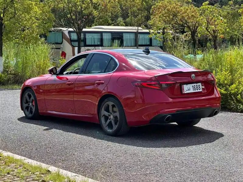 giulia giulia