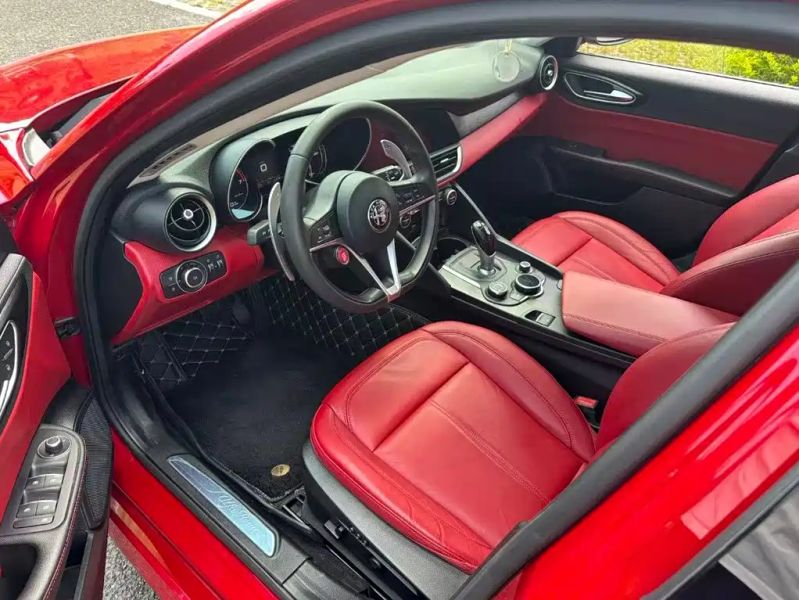 giulia giulia