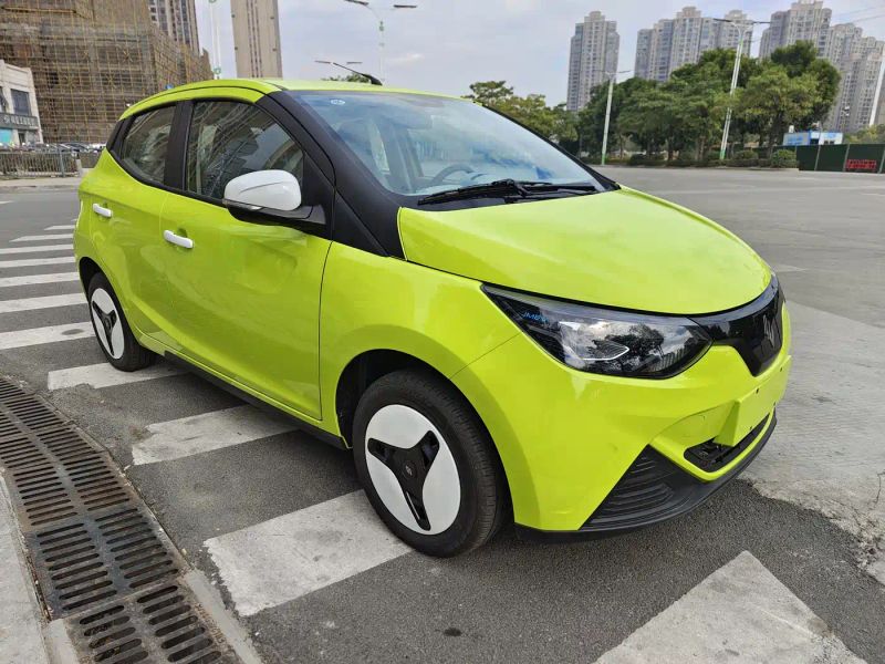 yizhi ev
