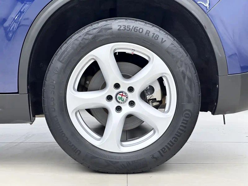 giulia stelvio