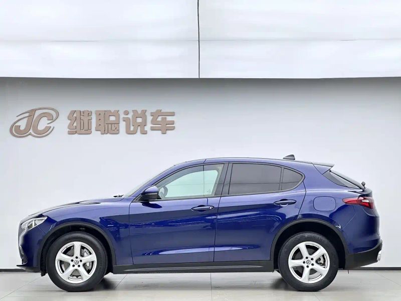 giulia stelvio