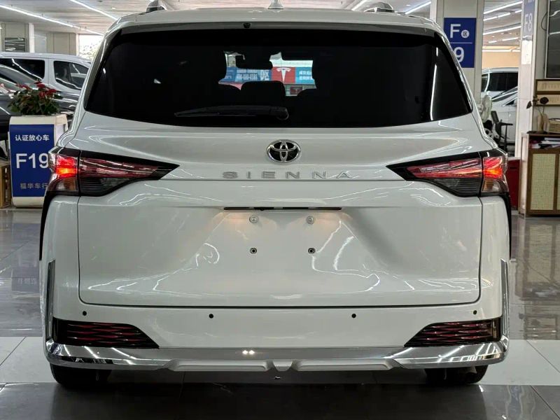 alphard sienna
