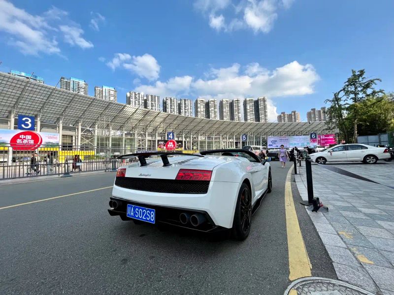 Lamborghini sports_car