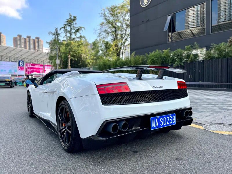 Lamborghini sports_car