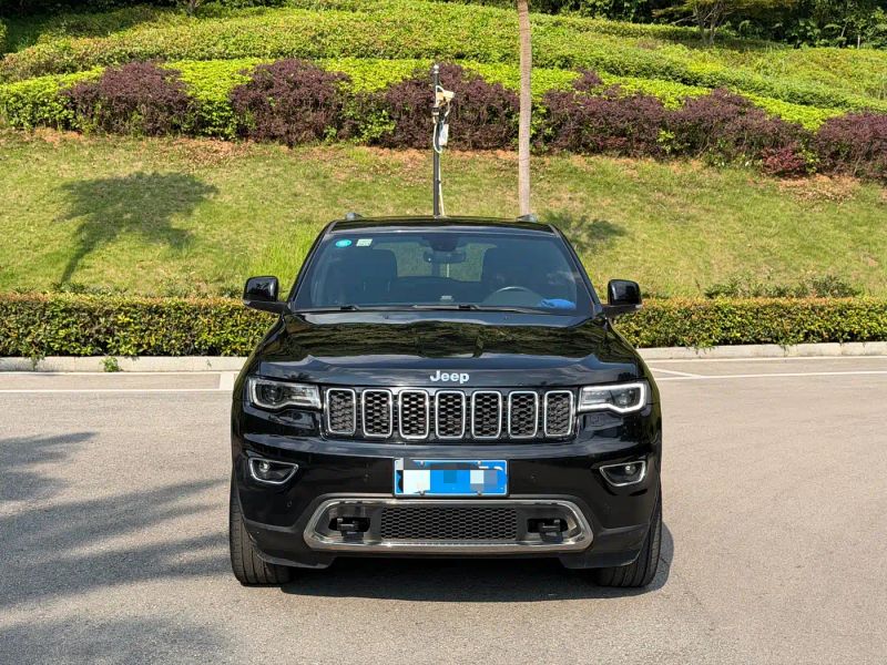 Jeep grand-cherokee-imported
