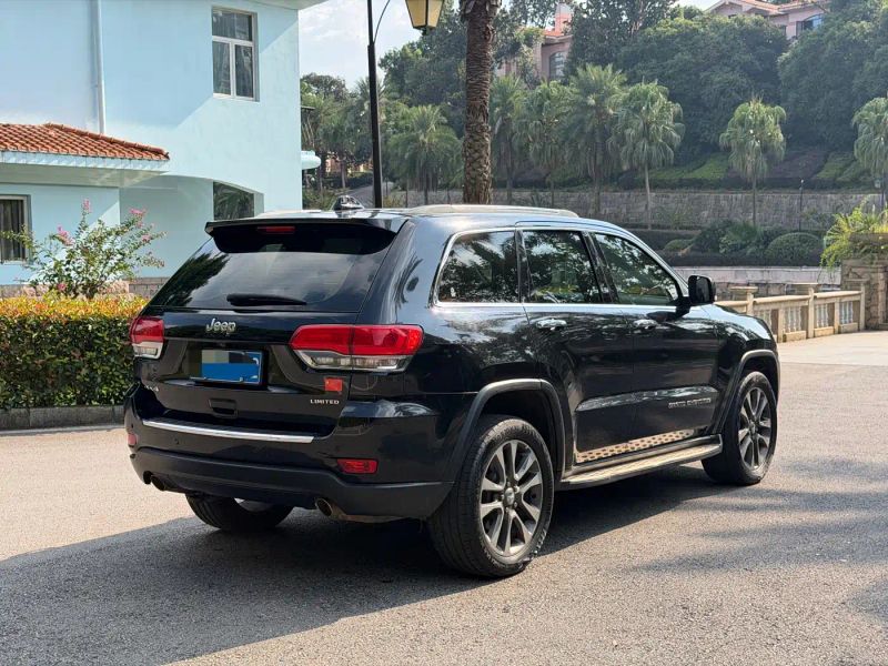 Jeep grand-cherokee-imported