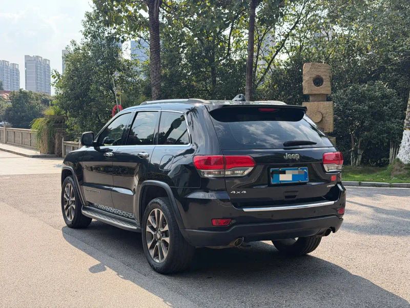 Jeep grand-cherokee-imported