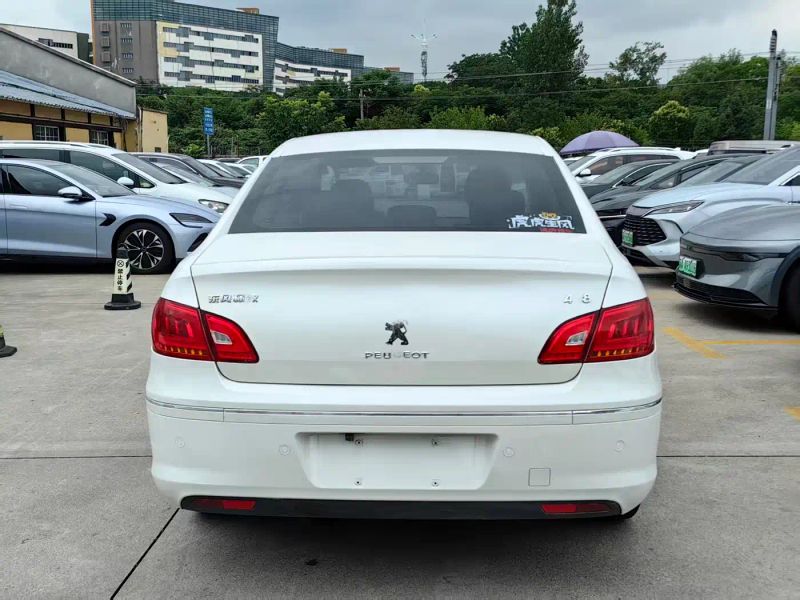 Peugeot peugeot_408