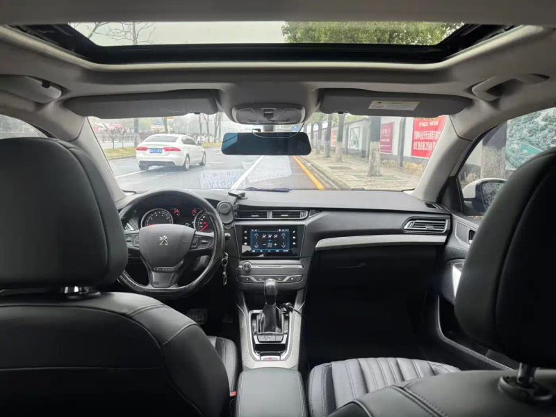 Peugeot peugeot_408