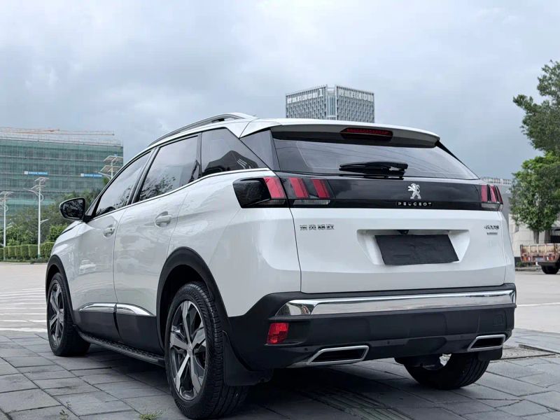 Peugeot 4008