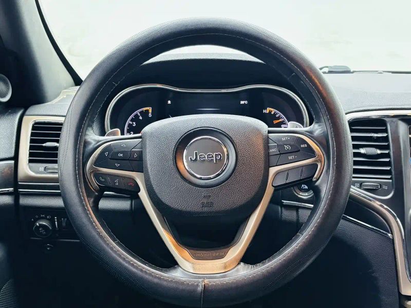 Jeep cherokee