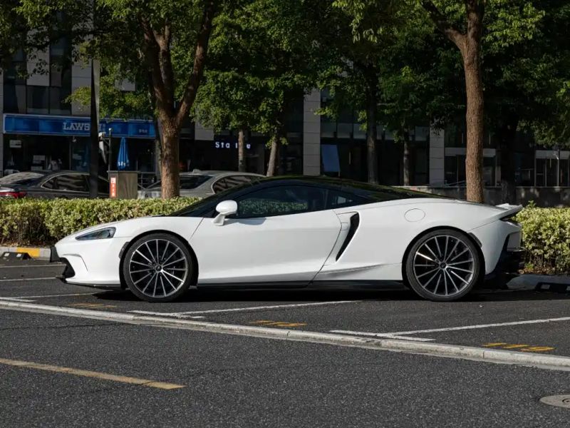 Mclaren GT