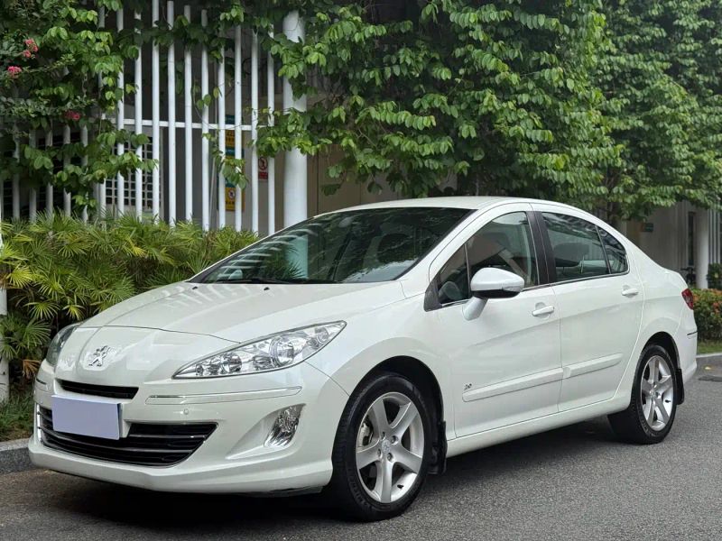 Peugeot peugeot_408