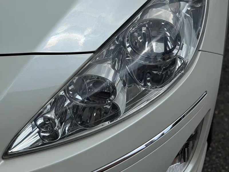 Peugeot peugeot_408