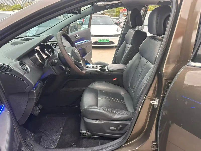 Peugeot peugeot_3008