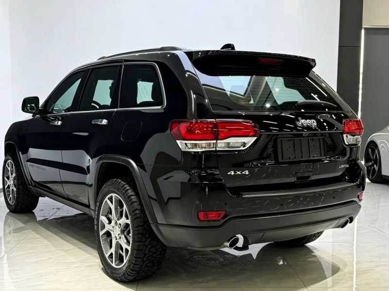 Jeep cherokee