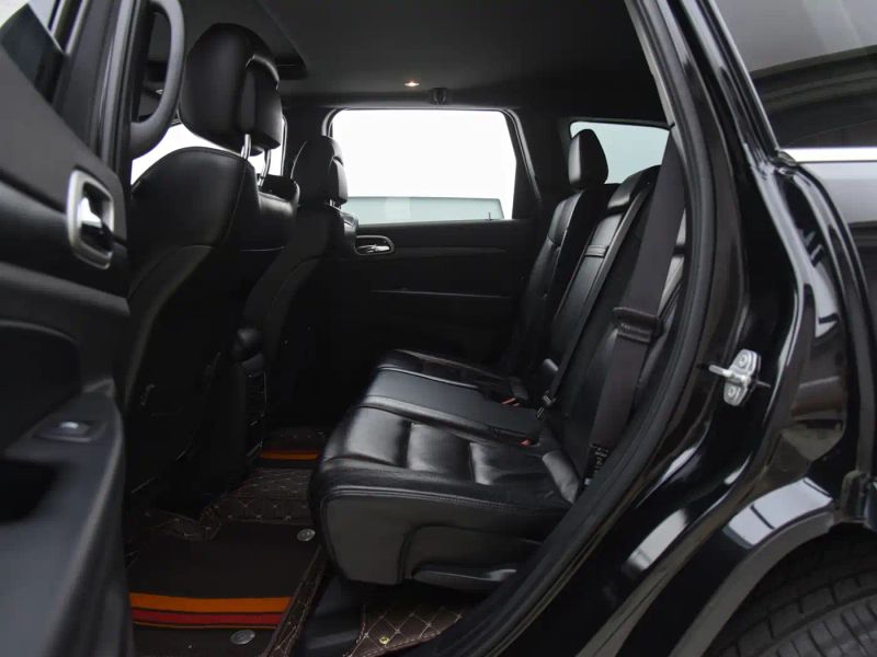 Jeep grand-cherokee-imported