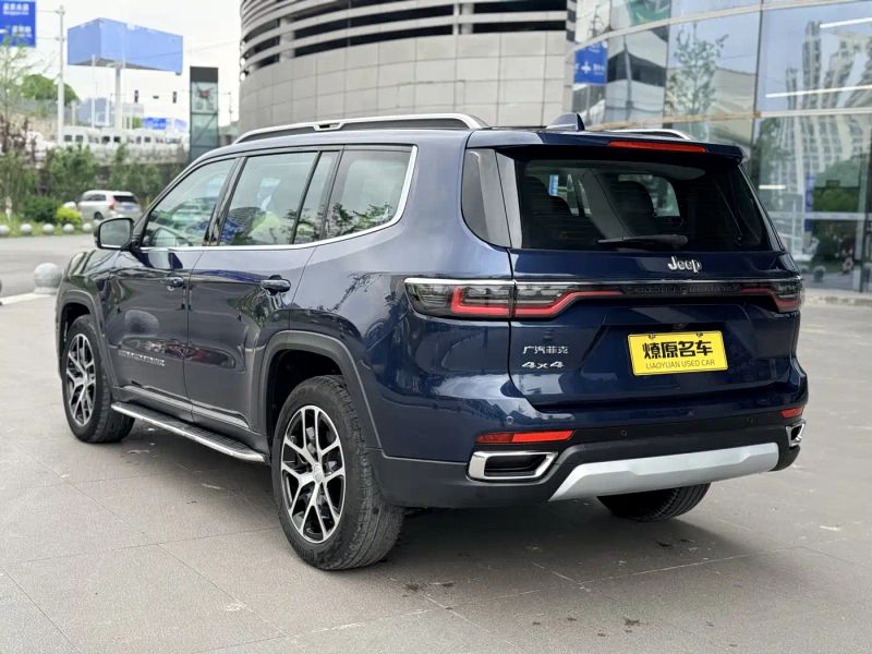 Jeep grand_commander