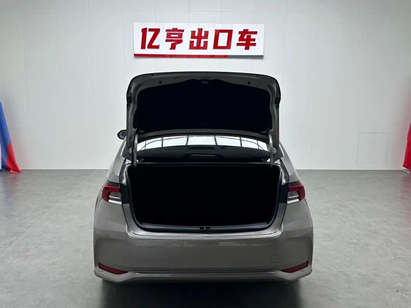 alphard corolla