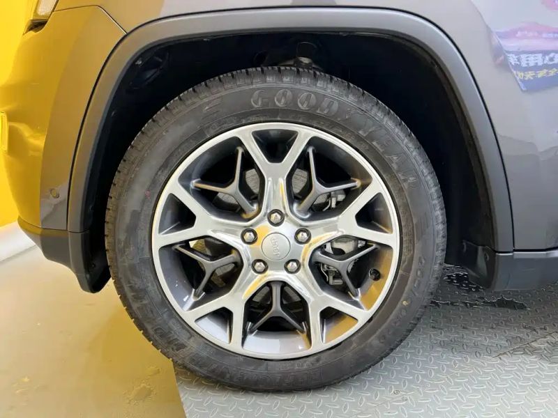 Jeep grand-cherokee