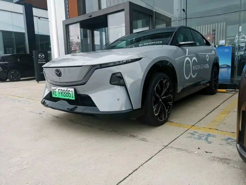Mazda ez-60