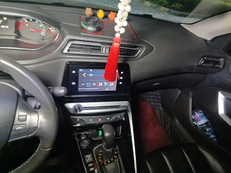Peugeot peugeot_308
