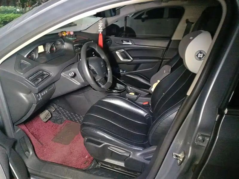 Peugeot peugeot_308