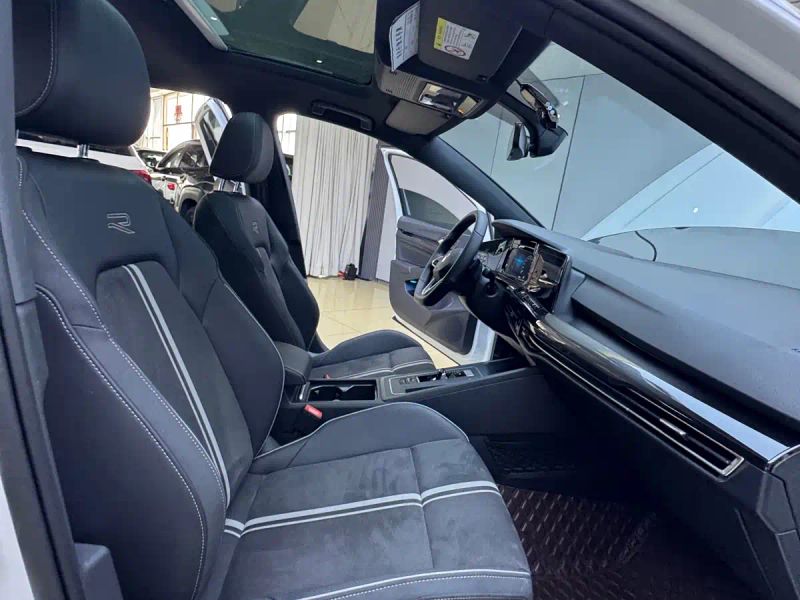 faw-volkswagen golf