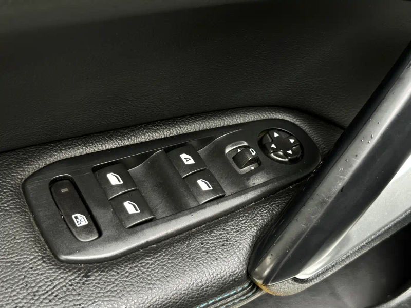 Peugeot peugeot_308