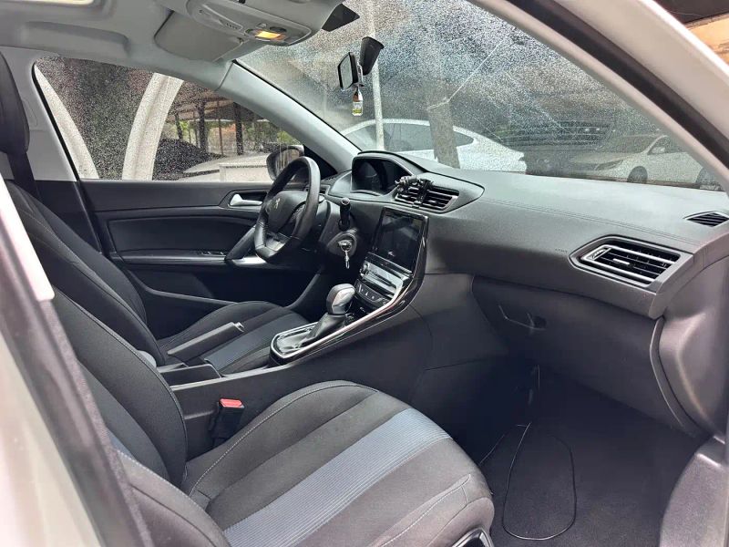 Peugeot peugeot_308