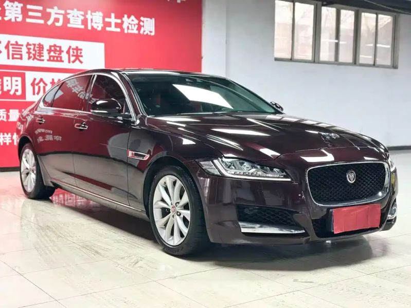 Jaguar xf